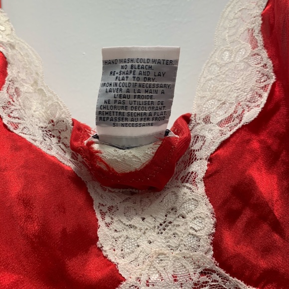 Red & White Lacy Silky Tank - Picture 5 of 6